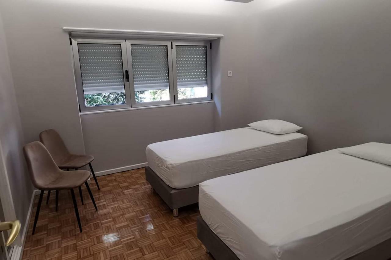 Grey Apartment Braga Ngoại thất bức ảnh
