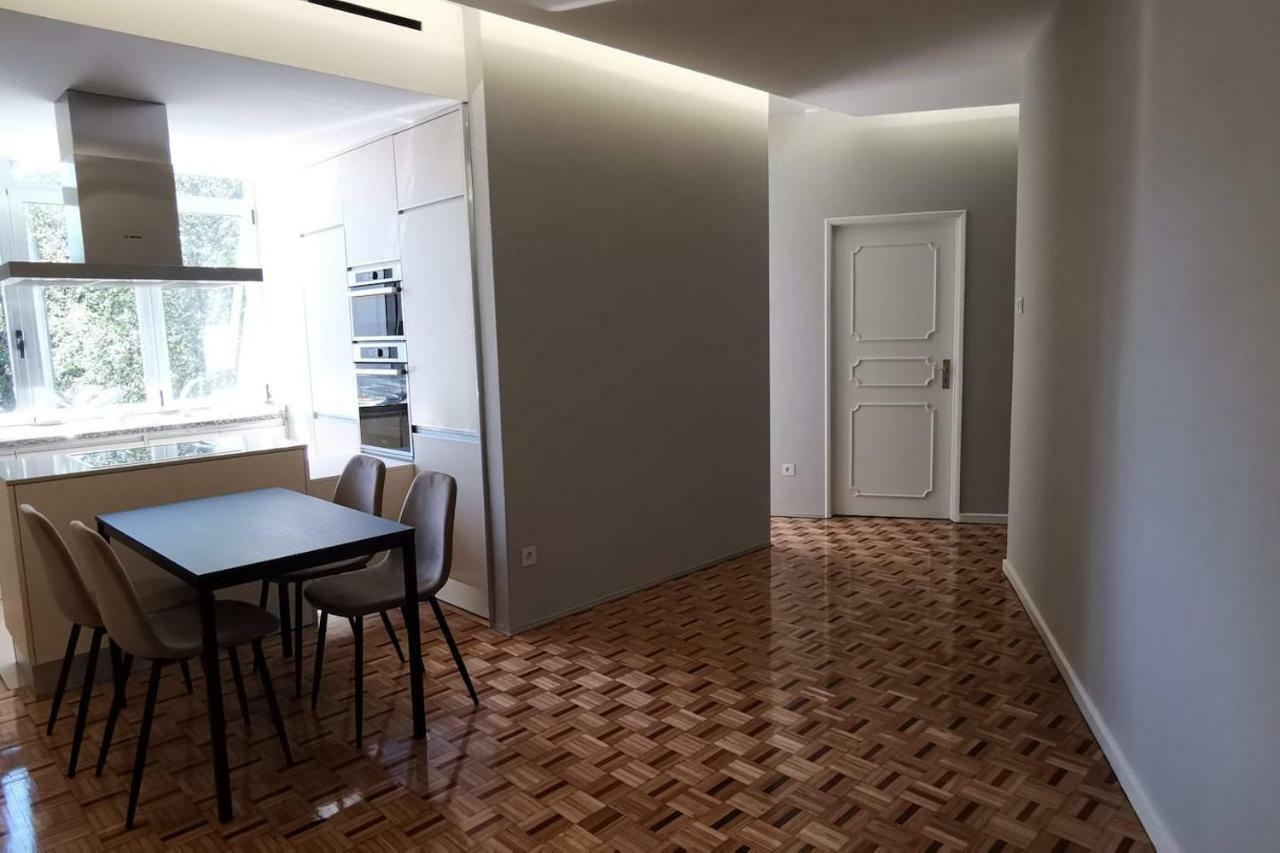 Grey Apartment Braga Ngoại thất bức ảnh